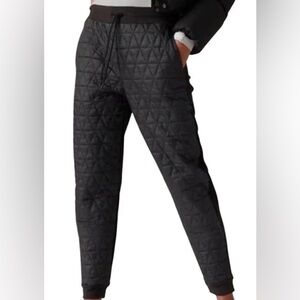 Athleta Apres Ski Quilted Black Joggers